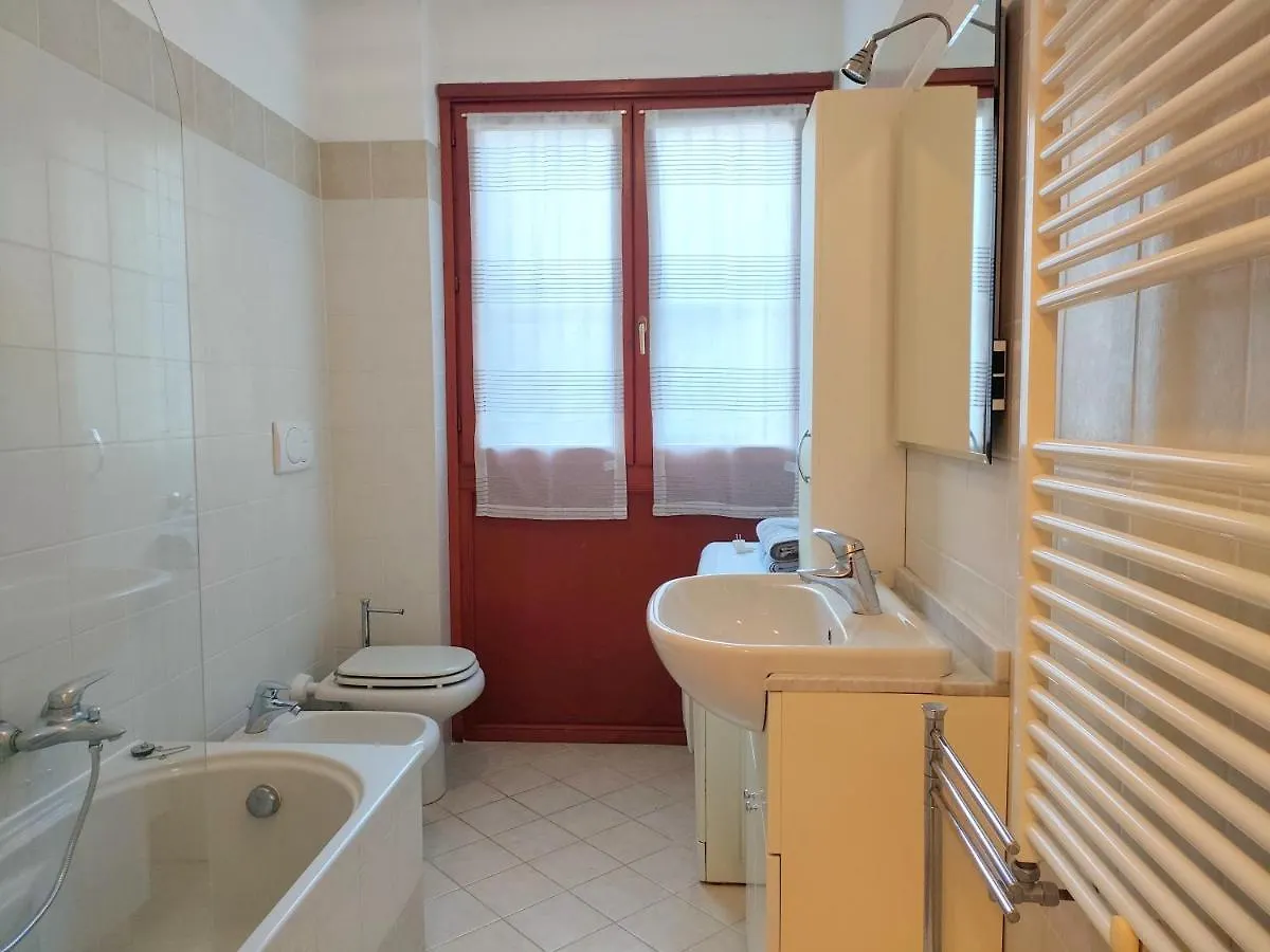 La Casa Di Giovanni Como 0*,