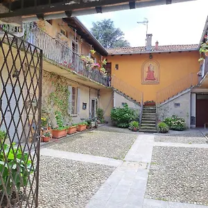 Gabbinoholidayhome In Suggestiva Corte Como