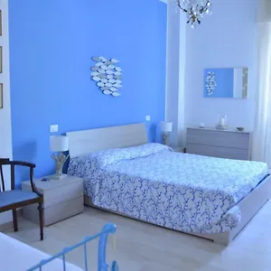 Finestra Sul Mare , Laigueglia Italia
